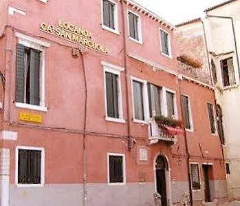 Ca' San Marcuola 1 2* Venecia